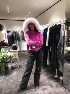 Lara hat a la Dr. Zhivago